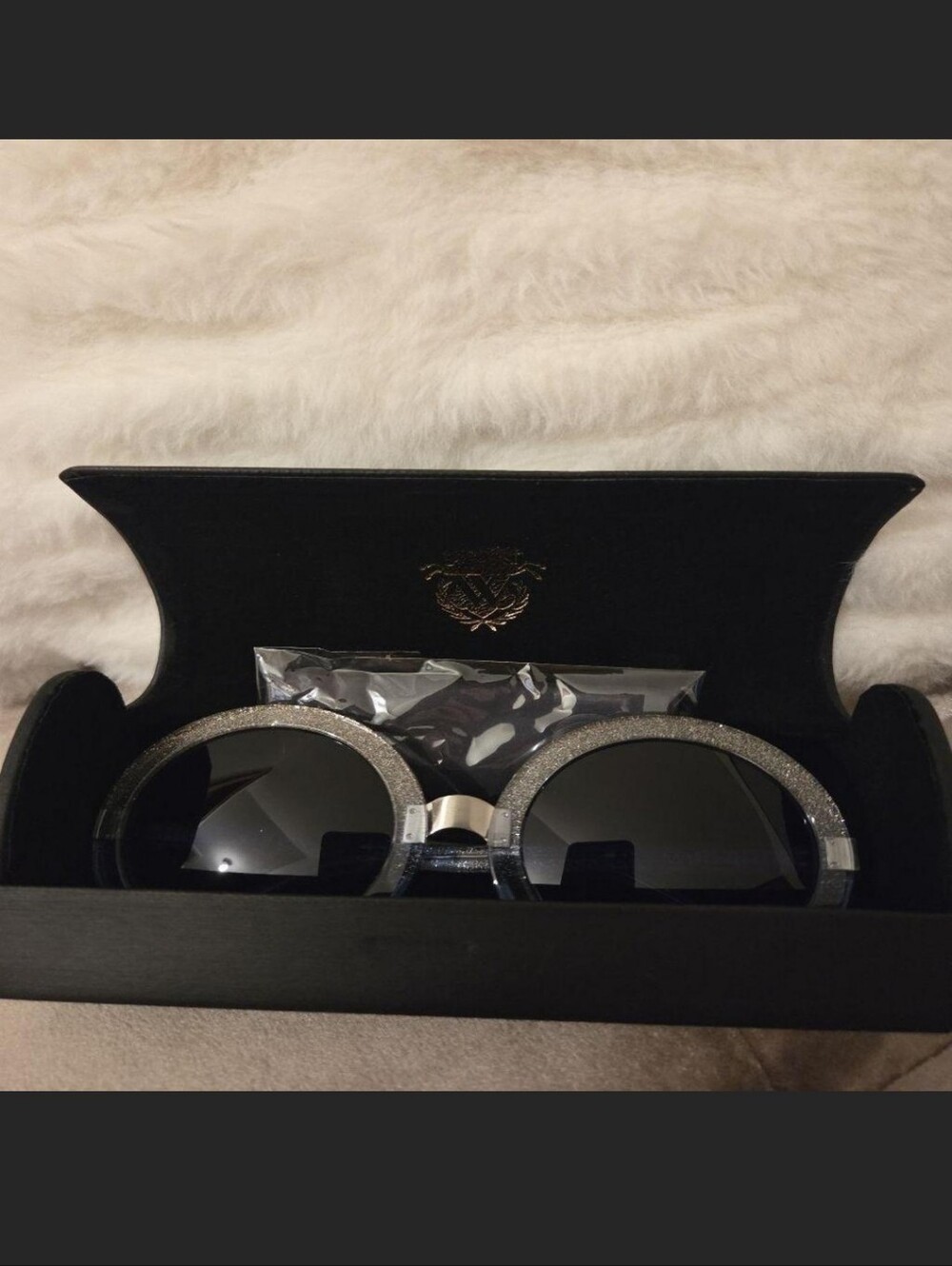 Wildfox Malibu Glitter Round Sunglasses - Silver Glitter & Blue Gradient - Picture 2 of 16